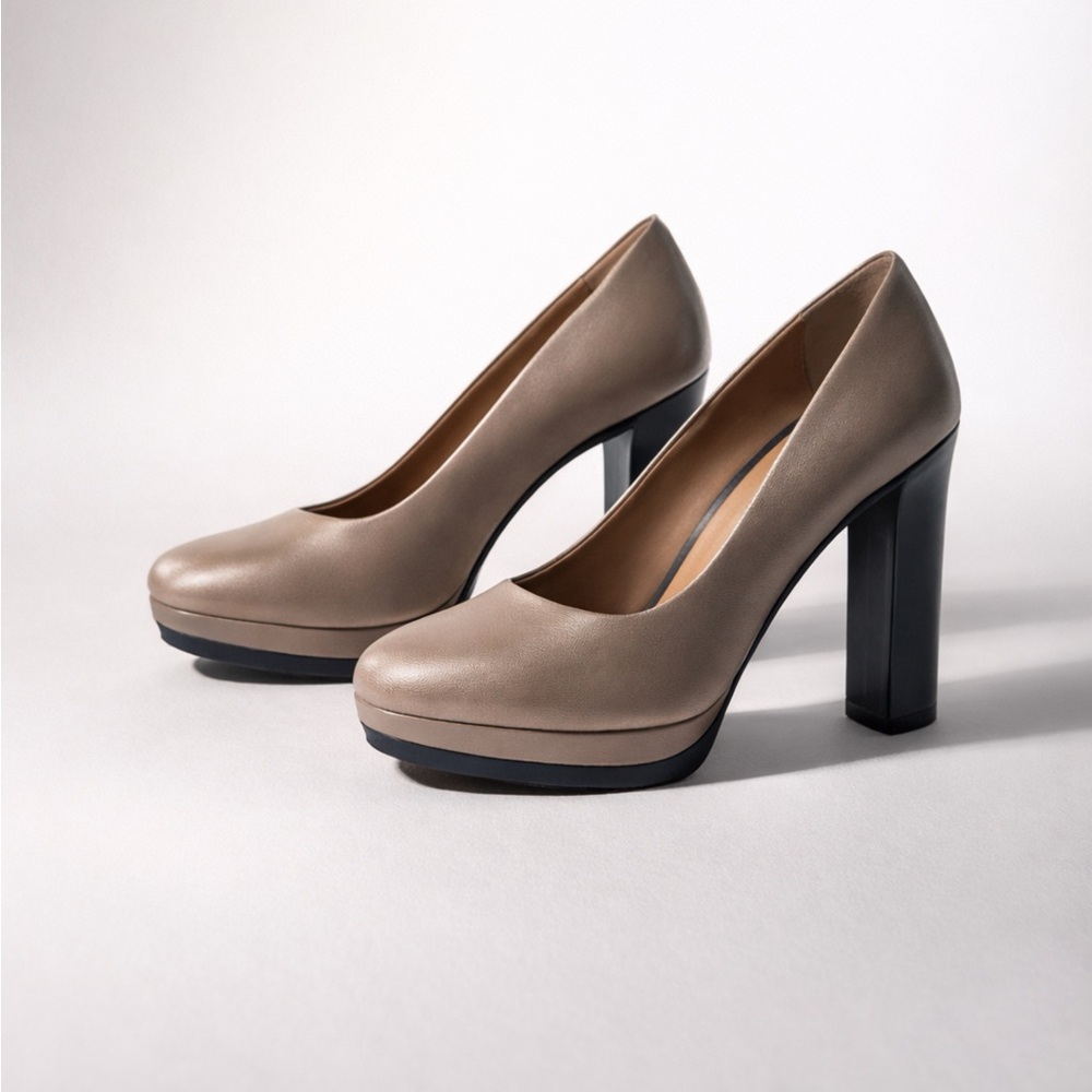 LANVIN GORGEOUS TAUPE LEATHER BLOCK HIGH HEELS MADE‎ IN ITALY CORPCORE MINIMAL